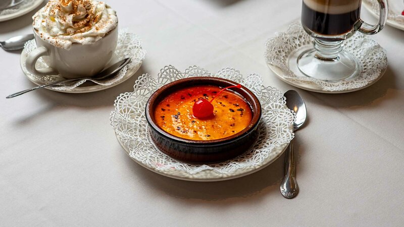 Creme brulee dessert